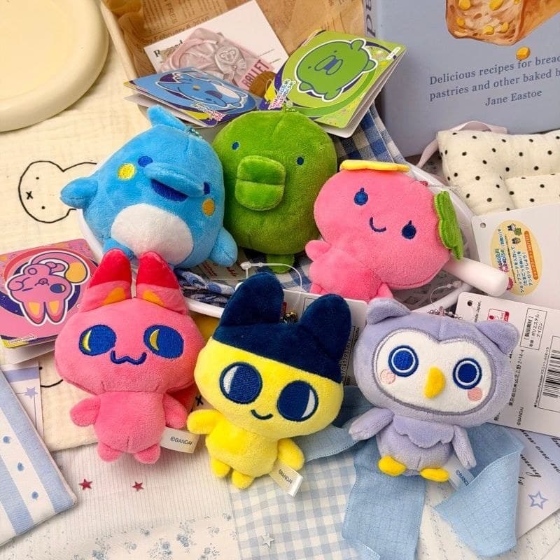 Bandai TAMAGOTCHI Série de pelúcia Enfeites de brinquedo nostálgico infantil fofo Anime animais de estimação elétricos m