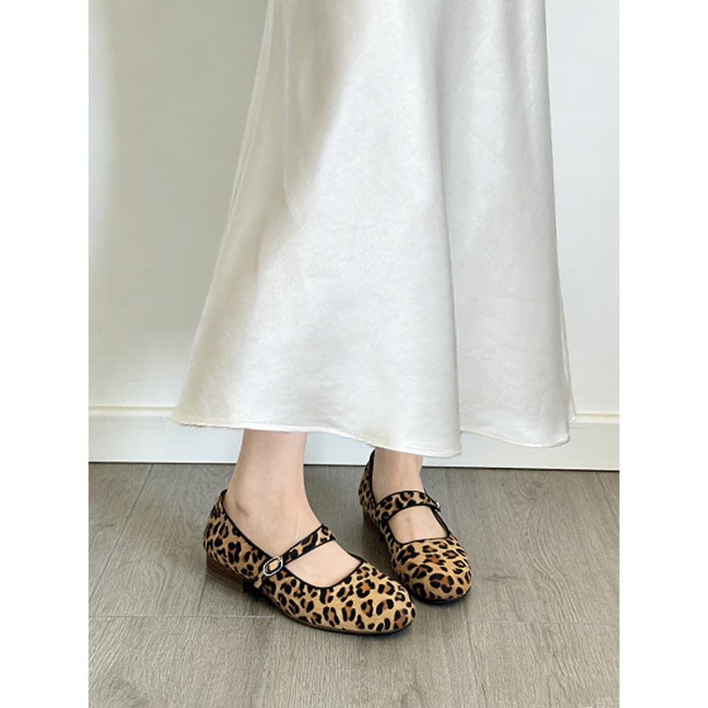 Versão de couro genuíno ~ estampa de leopardo Mary Jane sapatos femininos 2026 novo estilo aumento interno fivela plana