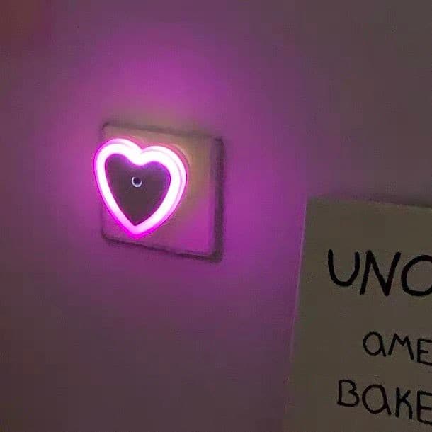Amor Controle De Luz Indução nightlight Quarto Lâmpada De Poupança De Energia plug-in Cabeceira Atmosfera Criativa Tenda
