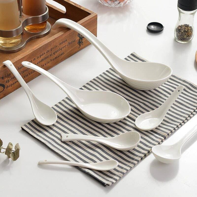 Colher de sopa de cerâmica de qualidade alimentar grande sopa osso branco China colher de porcelana doméstica colher gra