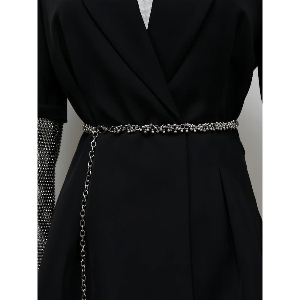 Cor pura simples bonito nicho Designer estilo corrente de cintura com saia High-End cinto de Metal feminino 2024 novo es