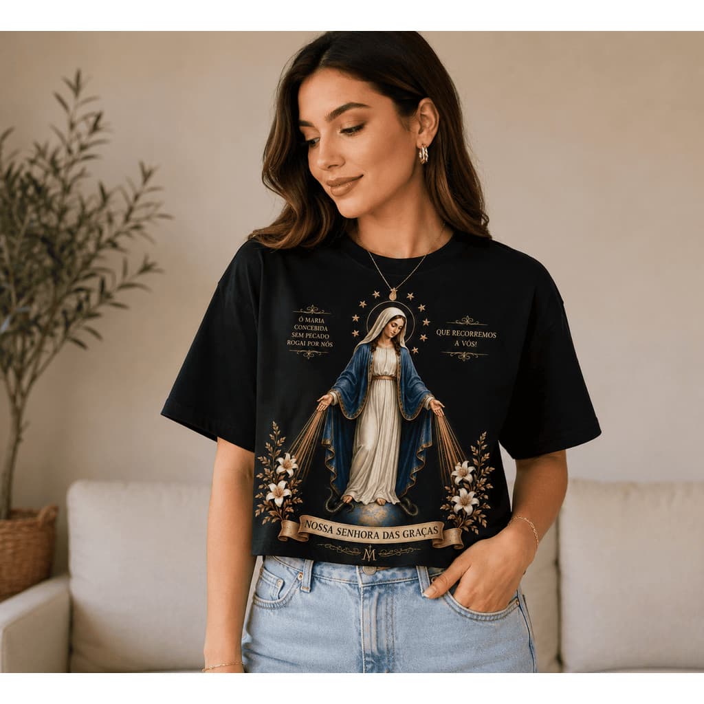 Cropped Oversized Nossa Senhora das Graças – Fé, Estilo e Conforto ✨