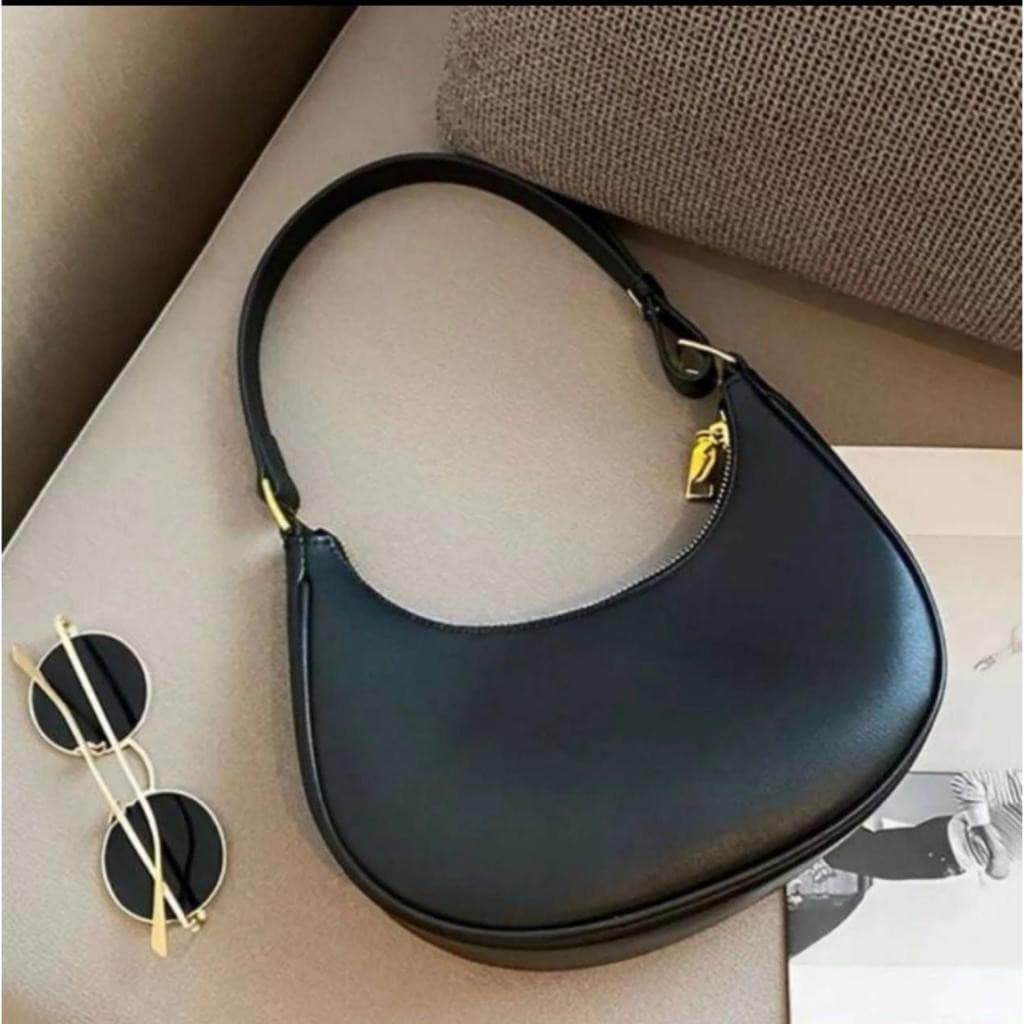 Bolsa Feminina Tote de Ombro e Mão Meia Lua Verão De Ombro moda