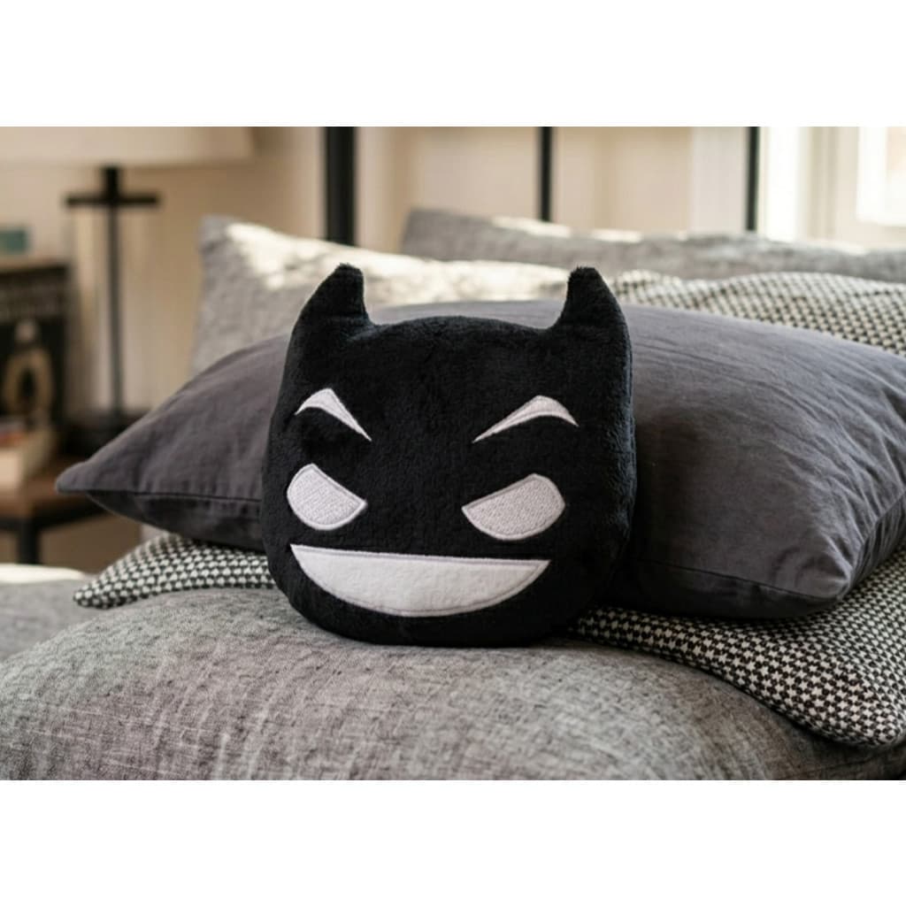 Almofada Batman Decoração Quarto Heróis - 30 cm