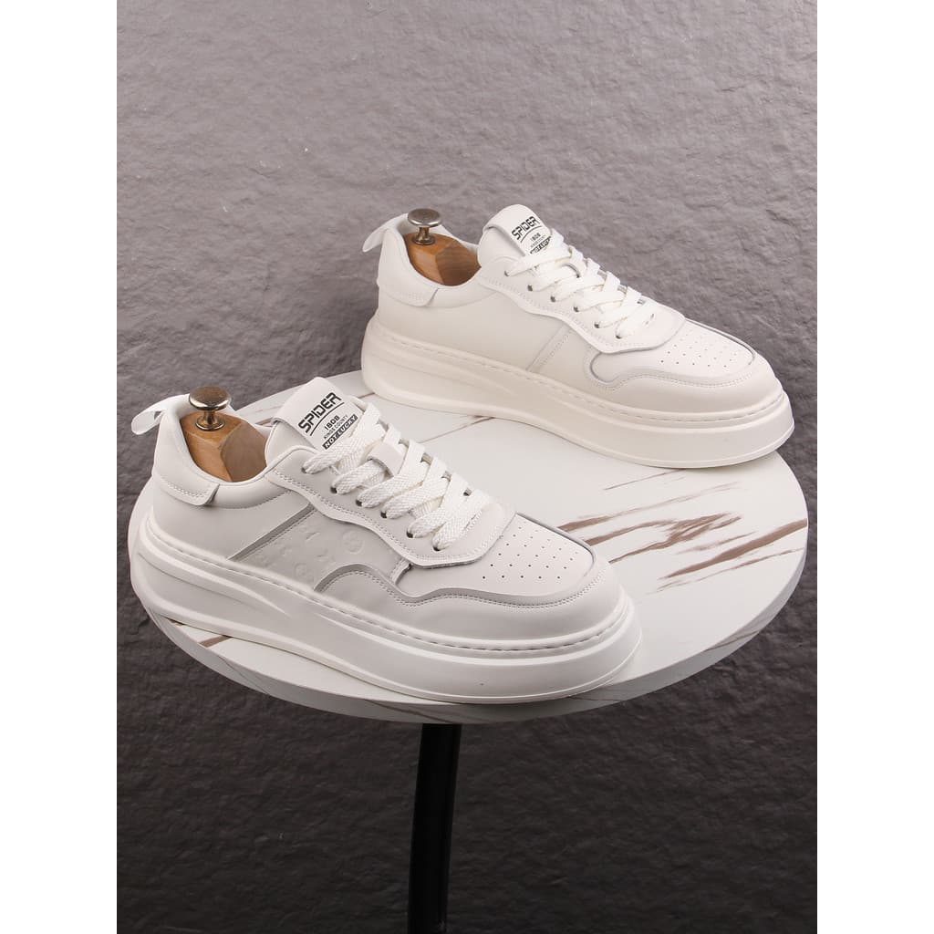 High-End tênis masculino 2026 novo estilo verão respirável sapatos brancos de sola grossa aumentando esportes sapatos ca