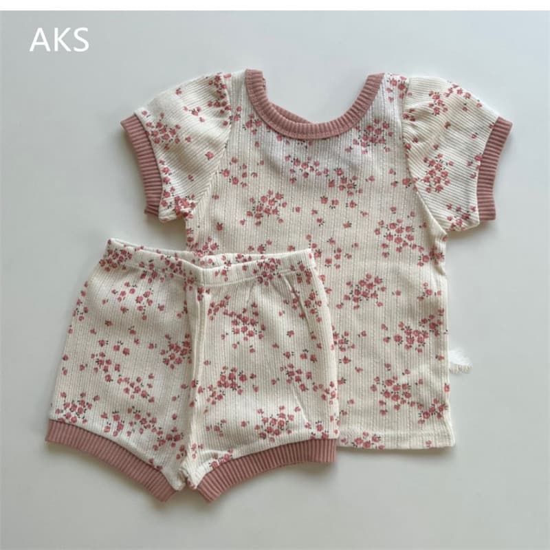 Infantil verão estilo fino versão coreana bebê manga curta topo Shorts Split terno roupas para casa meninos meninas pija
