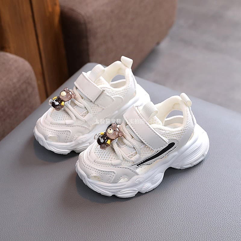 2024 homens mulheres verão novo estilo crianças sandálias de malha oca malha respirável sapatos da criança Casual sola m