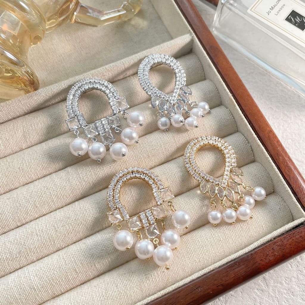 Anel oco strass pérola brincos luz luxo longo balançar brincos elegante jantar festa Commuter All-Match Retro brincos