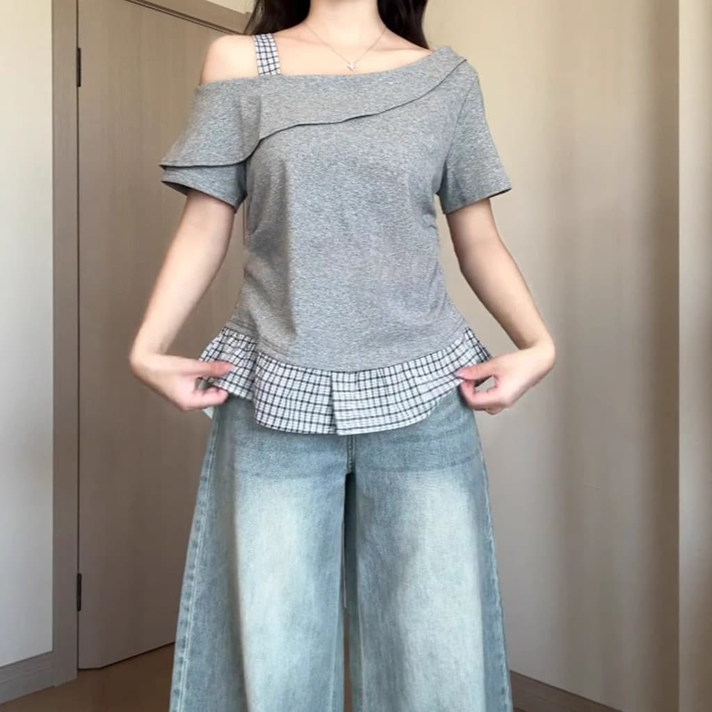 Babados gola Diagonal fora do ombro de manga curta camiseta feminina verão costura xadrez bainha falso topo de duas peça
