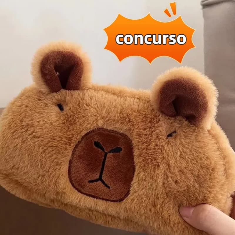 Estojo Escolar Pelúcia Capivara Fofo De Lápis De Grande