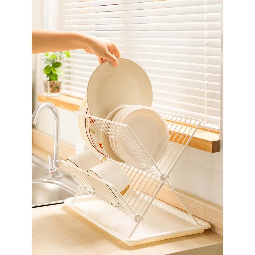 Prateleira de cozinha estilo creme, rack de armazenamento, filtro de água doméstico, prato, dreno, chão, pratos, rack de