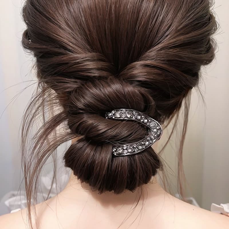 Alta rabo de cavalo fixação ferramenta útil meia gravata bola grampo de cabelo feminino strass em forma de v pequeno gar