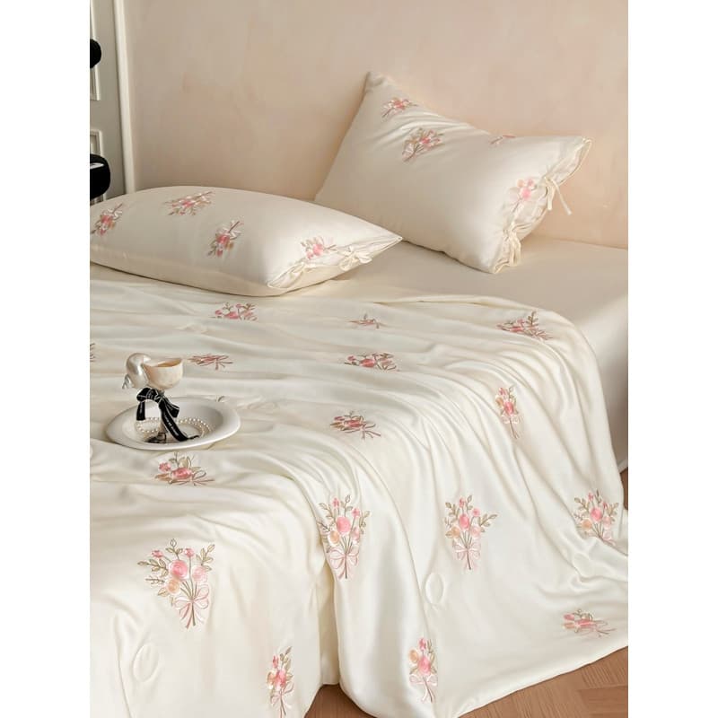 2026 Novo Estilo Luz Luxo Premium Lavável Tencel Seda Gelo Colcha de Verão Conjunto de Quatro Peças Estilo Princesa Fran