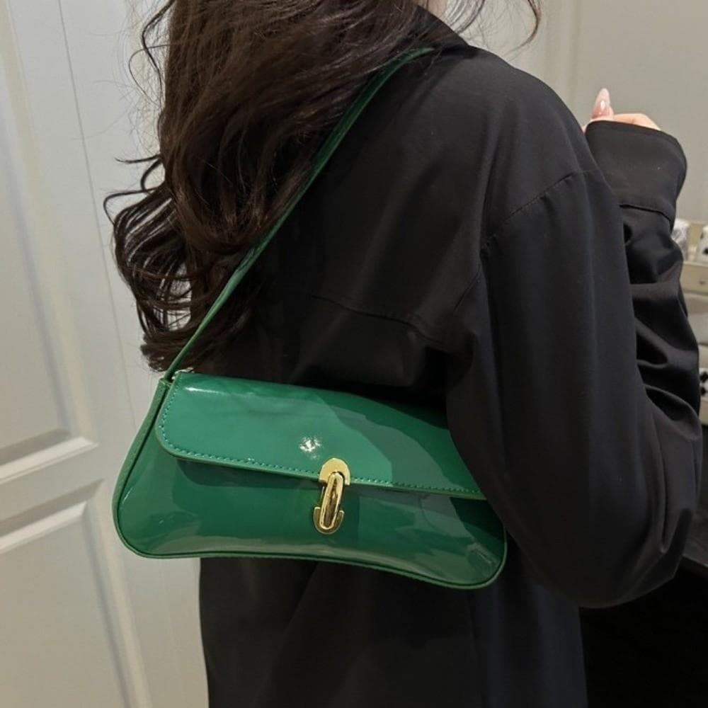 Bolsa De Ombro Quadrada Pequena , Versátil De Cor Sólida Vintage Nas Axilas PU Com Decoração De Aba Simples