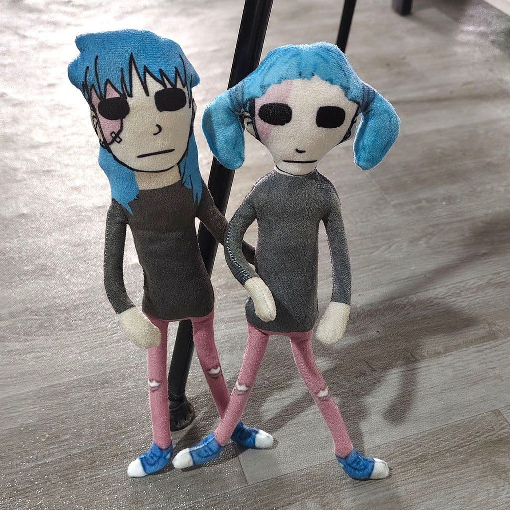 Brinquedo de Pelúcia Sally Face L9QO com Membros Articulados e Fio Interno, Boneca Macia para Fãs VN9L