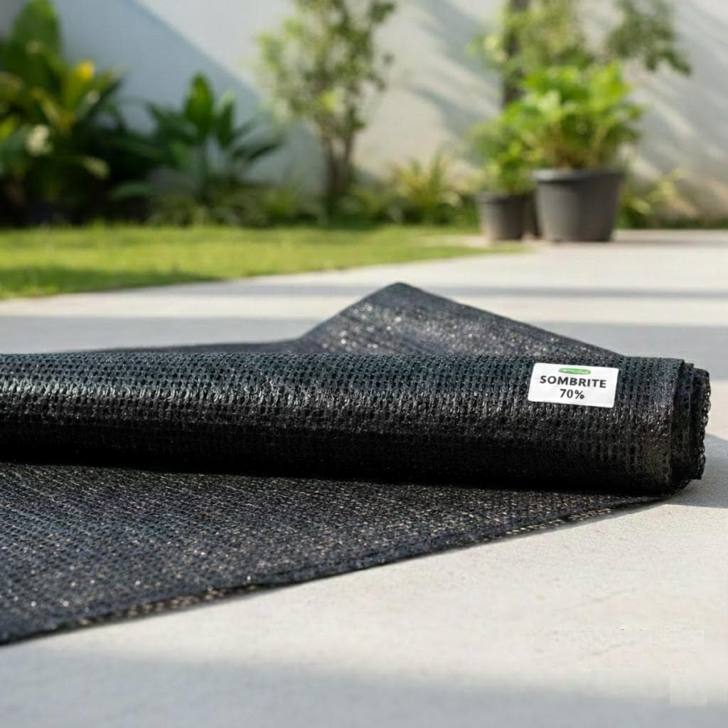Tela De Sombreamento Tipo Sombrite C/ 70% 3m X 50m Solpack
