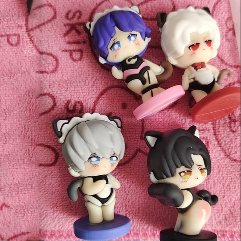2026 MIni Maid Dressup Game Love and DeepSpace Series Figuras De Ação Kawaii Anime Coleção Modelo Estátua Bonecos Fofos