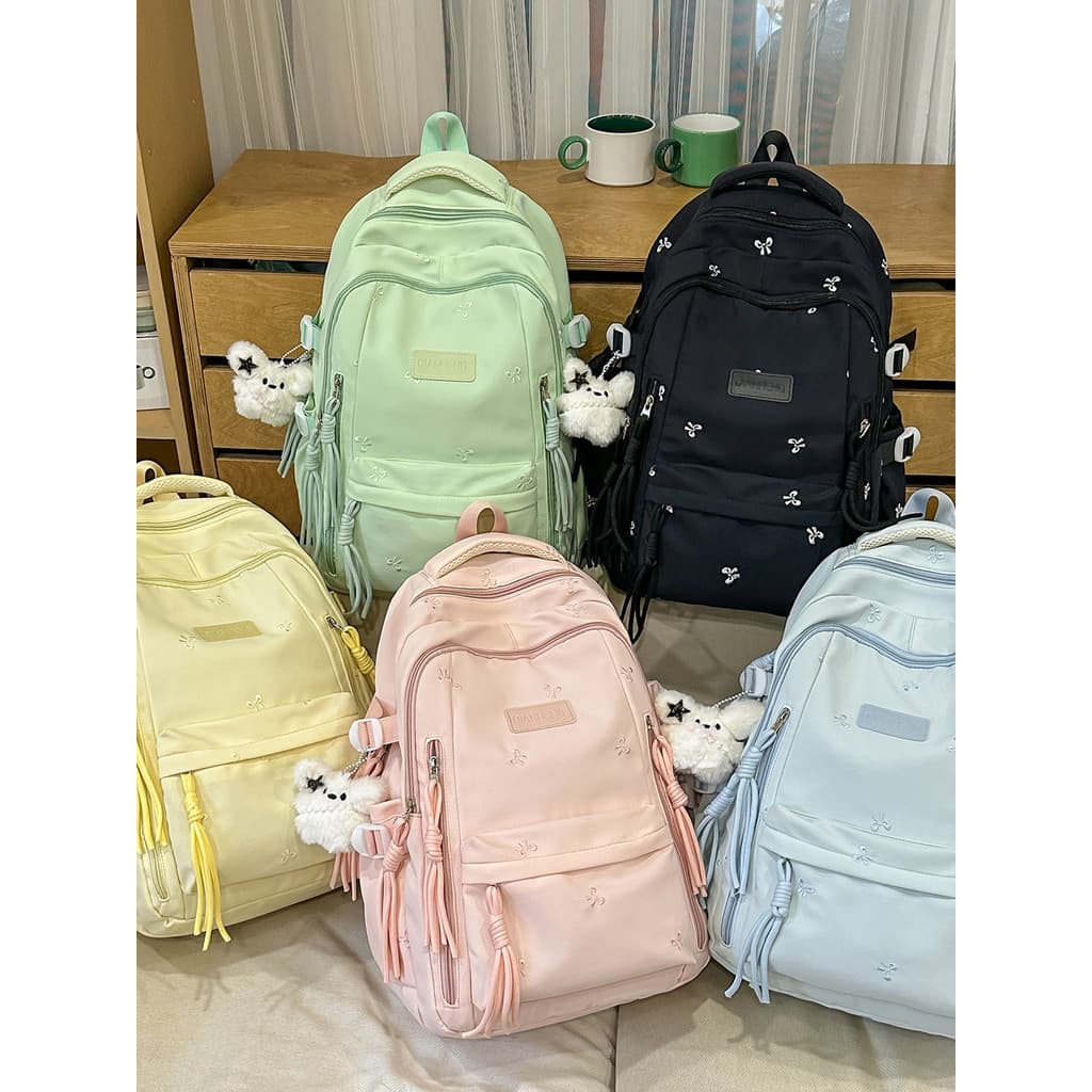 Estudantes do ensino fundamental mochilas escolares estudantes do ensino médio meninas estudantes do ensino médio de alt
