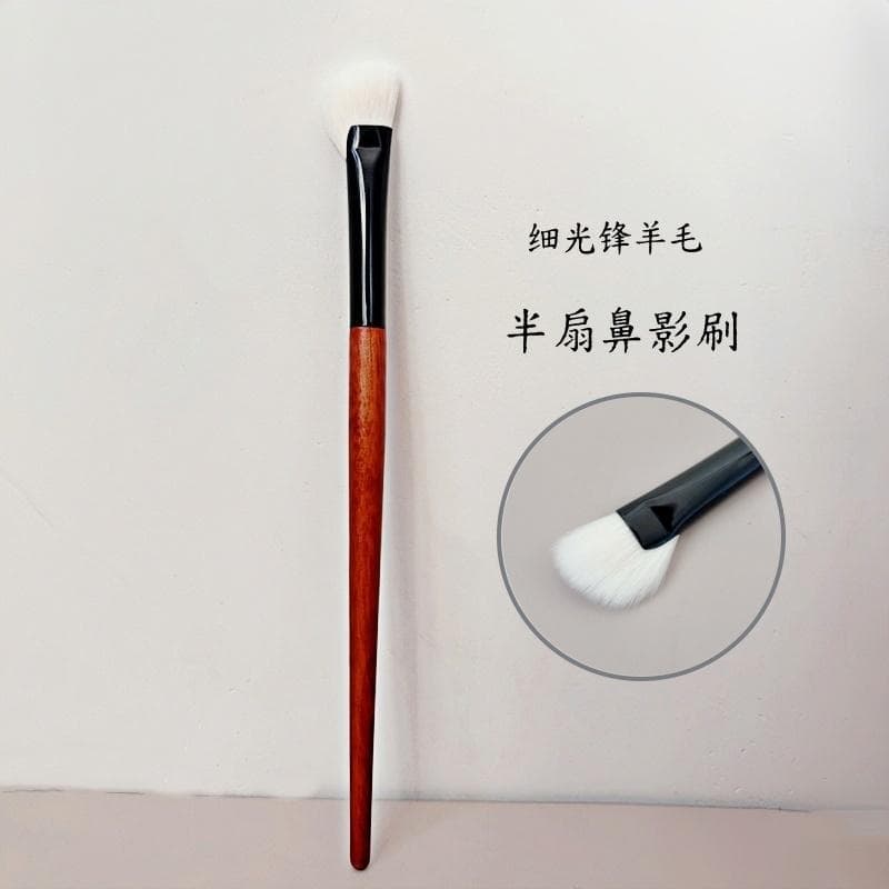 Cangzhou maquiagem artista lã Semi-ventilador nariz sombra escova cabelo Animal iluminar nariz sombra contorno modificaç