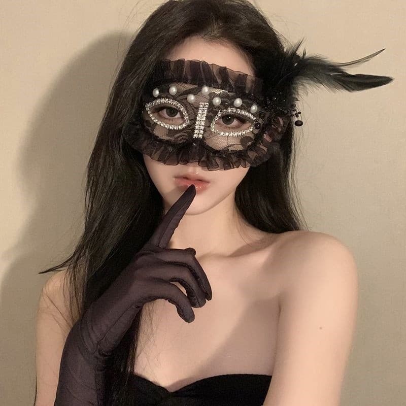 2026 novo estilo feriado Masquerade princesa máscara feminina adulto festa meia máscara facial pena branca meia máscara