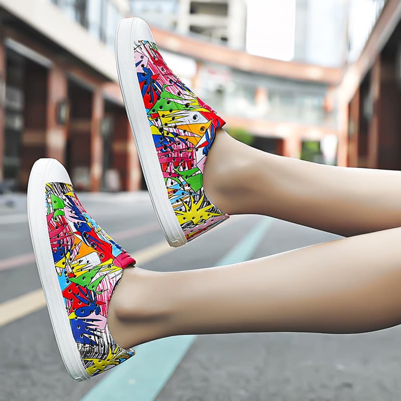Sapatos ocos Graffiti masculino feminino sandálias casuais casais Toe-Baotou Wading respirável sapatos ocos