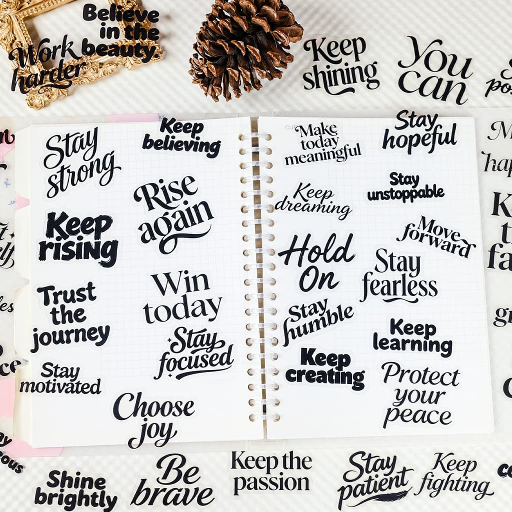 55 Pçs/Set ✿ Adesivos Transparentes PET Da Série 04 Com Frases De Cura Preta De Decalques De Moda DIY À Prova D'água