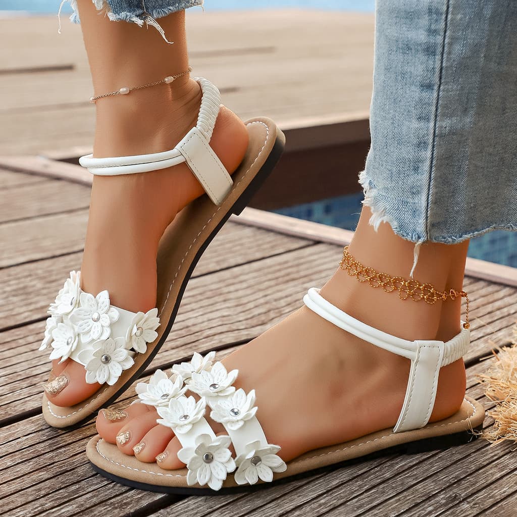 Sandálias femininas|Sandálias planas com decoração de flores|Alça elástica para tornozelo|Sandálias femininas casuais de