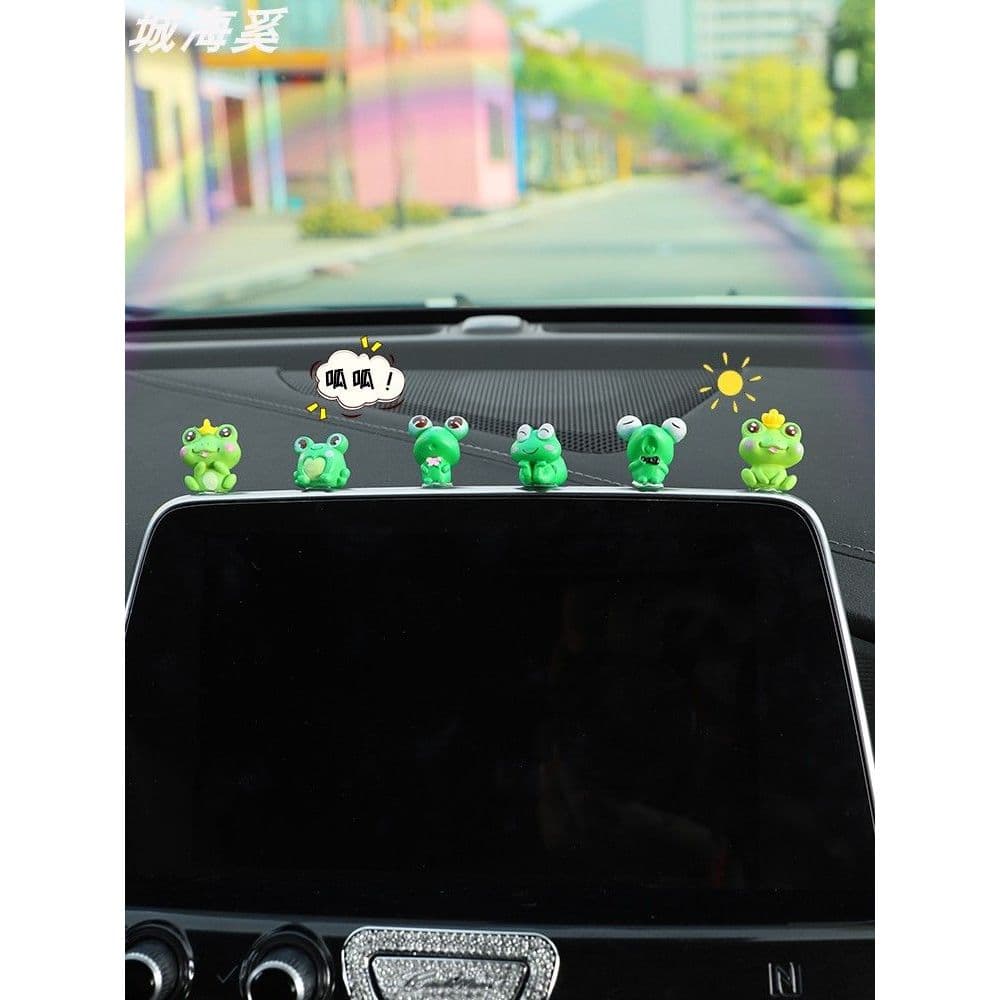 ❤❤ Decoração de carro sapo príncipe bonito Mini pequeno sapo Console central do carro espelho retrovisor invertendo espe