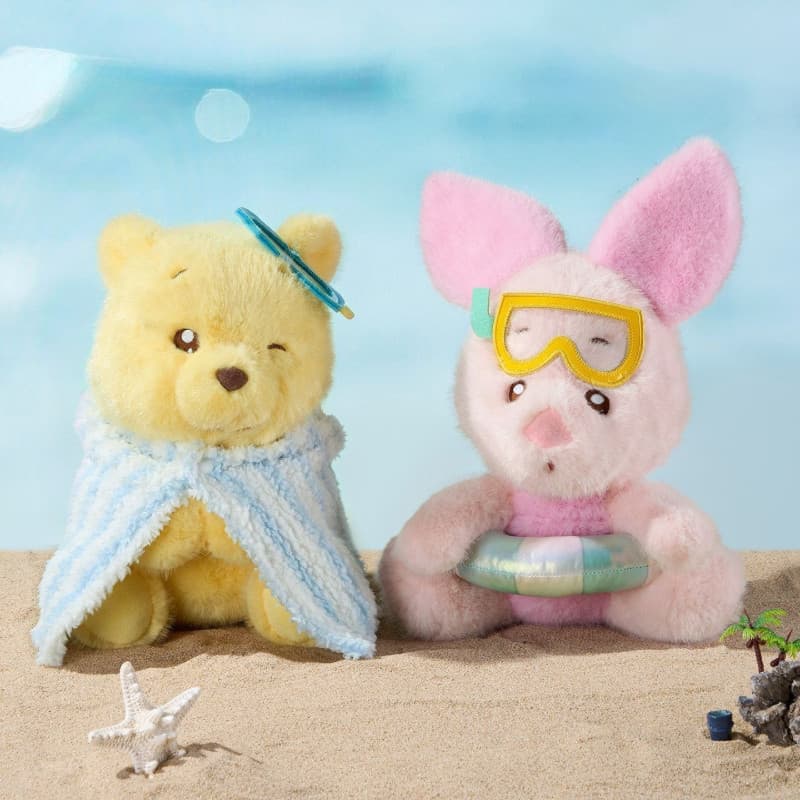[Autêntico] Brinquedos de Pelúcia da Série de Verão do Winnie the Pooh, Boneco Fofo do Piglet com Boia de Natação, Adorá