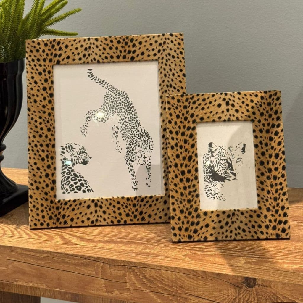 Porta Retrato Pelinho Tecido Animal Print Decoração Oncinha Sala Quarto Lembranças