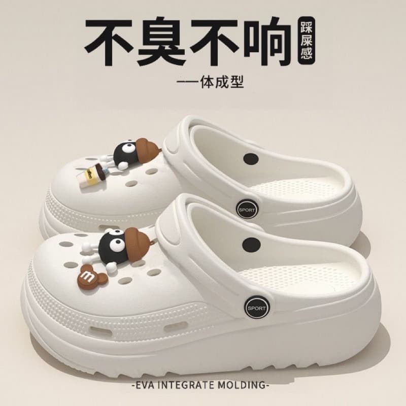 Venda quente de venda quente sapatos de sola macia buraco feminino verão ao ar livre Wear 2026 enfermeira durável confor