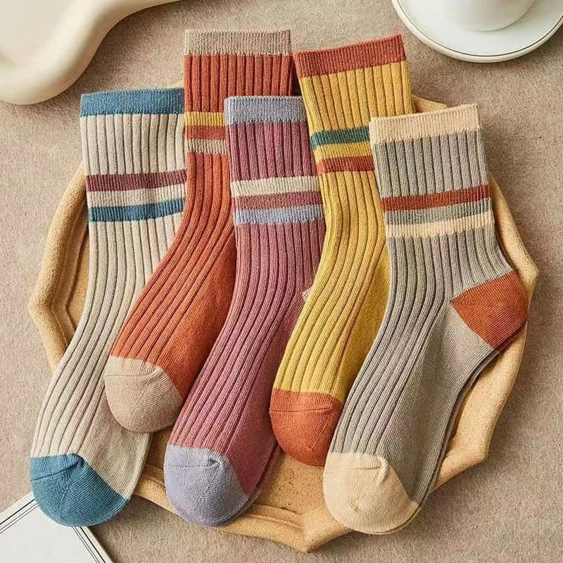 Meias femininas tubo médio ins na moda versão coreana doce cor outono inverno respirável desodorante cor combinando moda