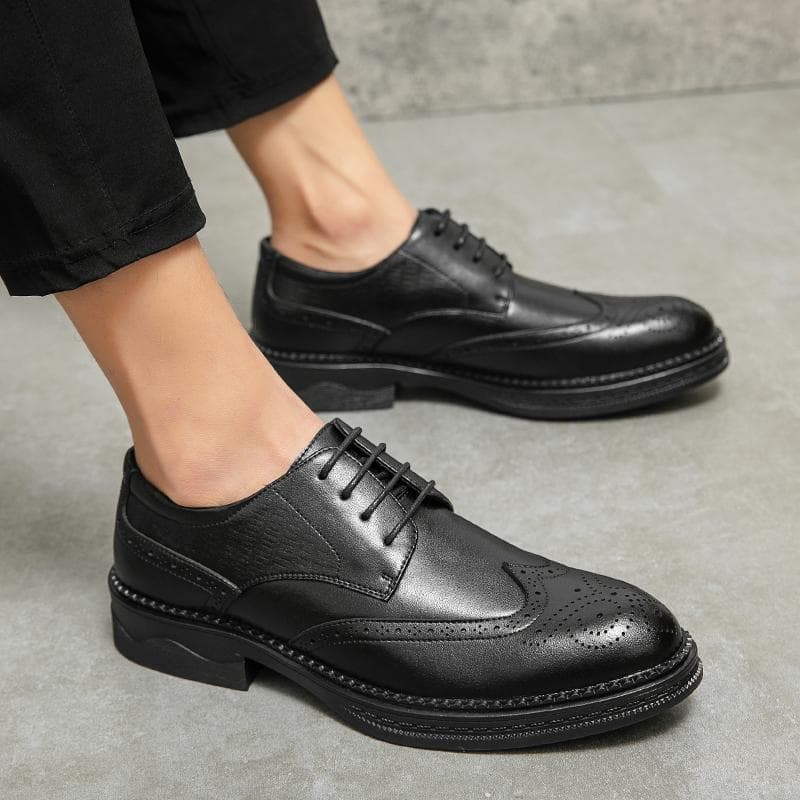 Sapatos masculinos de couro genuíno Brogue, sapatos Derby da moda, roupa Formal de negócios, aumento interno britânico,