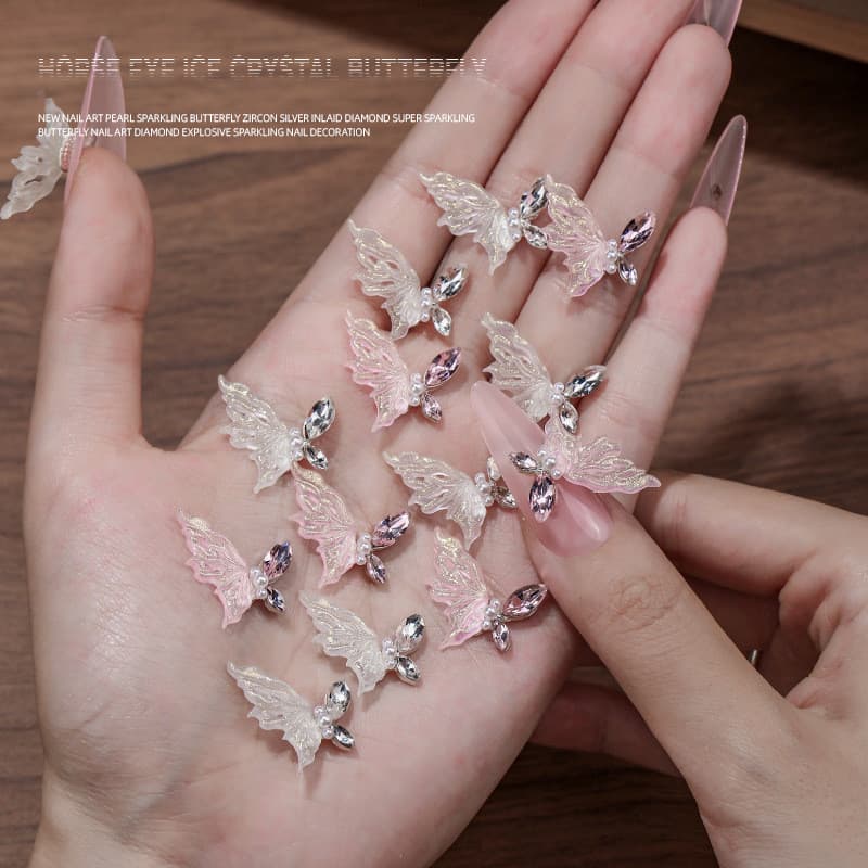 Novo estilo de vidro olho de cavalo diamante diamante cravejado de diamantes gelo transparente asas grandes joias para u