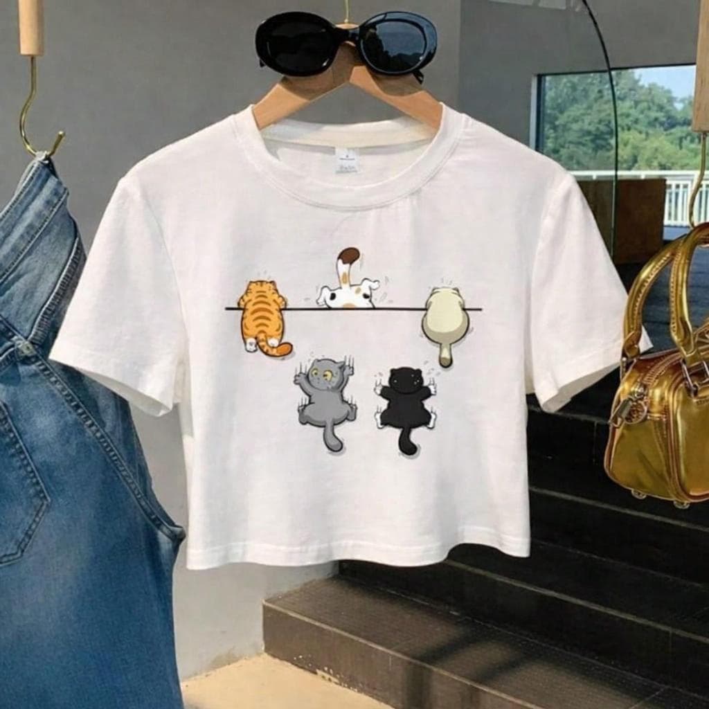 Camiseta Cropped Feminina com Estampa Fofa de Gatinhos Top em Malha de Algodão Perfeita