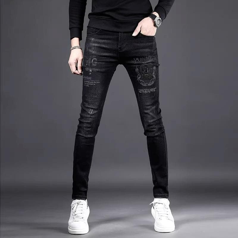 Jeans bordados masculinos Street Wear 2025 novo estilo na moda All-Match magro-ajuste mais magro olhar mão