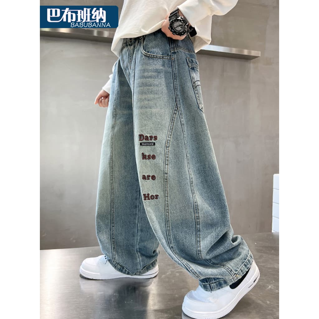 Calças de brim para meninos roupas de outono 2026 novo estilo calças infantis soltas grandes crianças calças Machete men