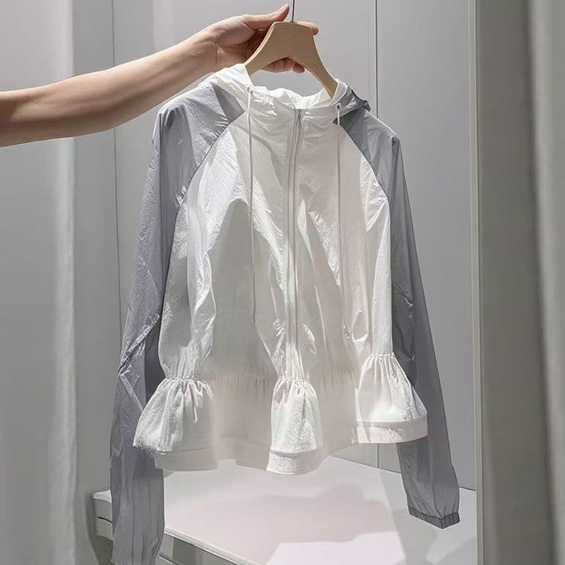 top Feminino De Verão Com Capuz Contraste Cor Jaqueta De Proteção Solar Leve Respirável
