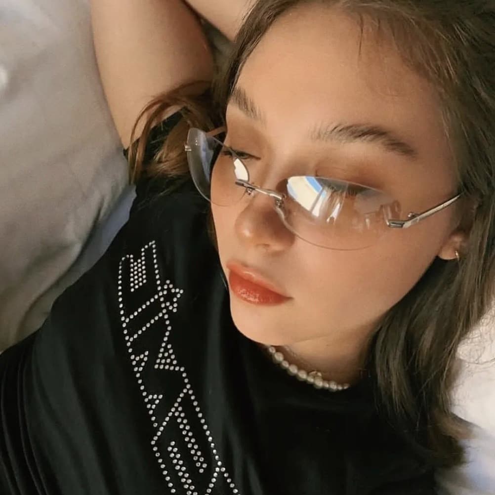 Nova Proteção Solar Feminina UV Personalidade Da Moda Retro Clássica Y2g Metal Óculos De Sol Ovais Sem Moldura Foto Hot