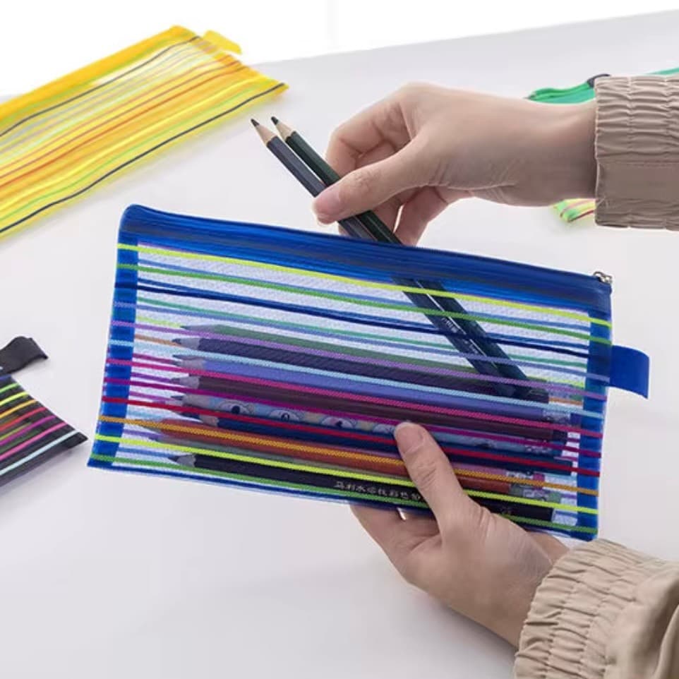 Envelope Porta-Documentos em Tela Colorida com Zíper – Pasta Leve e Prática para Uso Diário