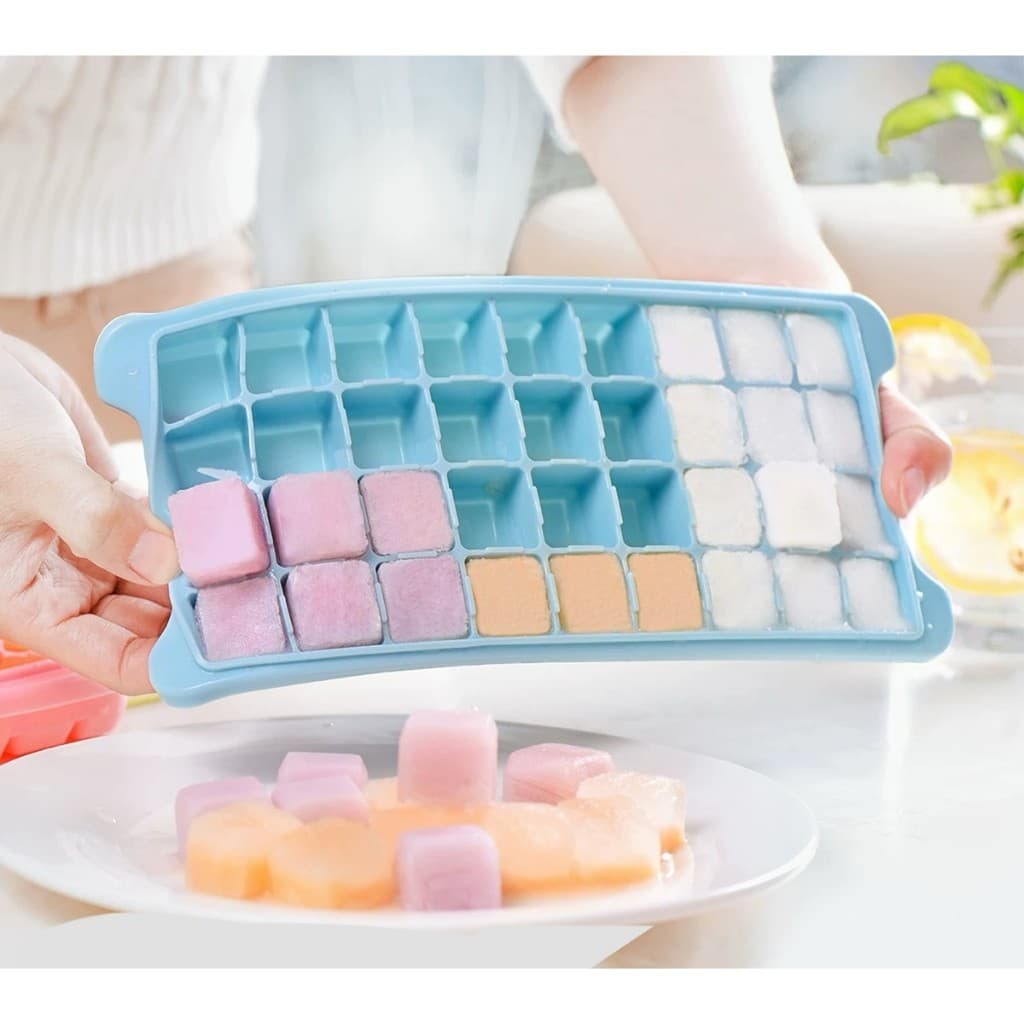 Kit  Formas Gelo Silicone Flexível 36 Cubos com Tampa Empilhável