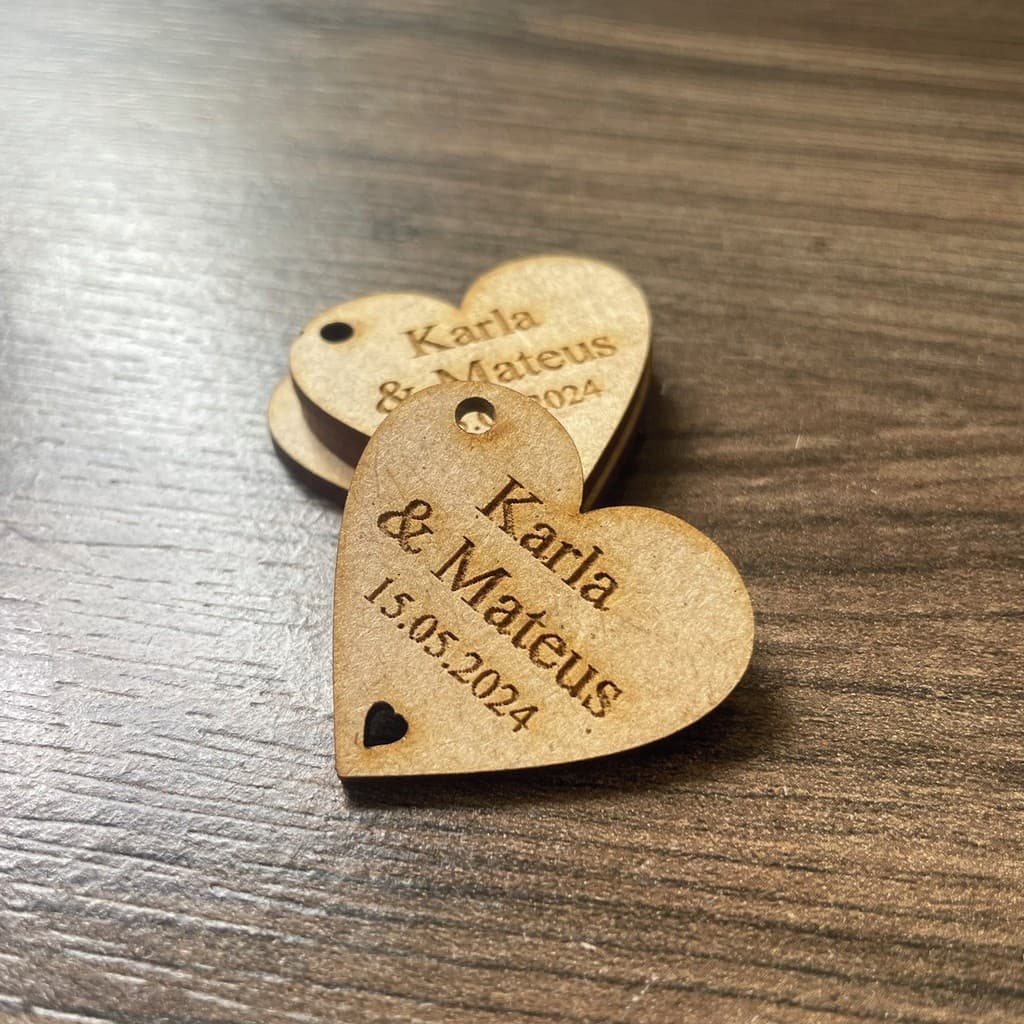 100 Mini Tags Coração Decoração Personalizado Casamento Noivos Nomes e Data - Linha Premium