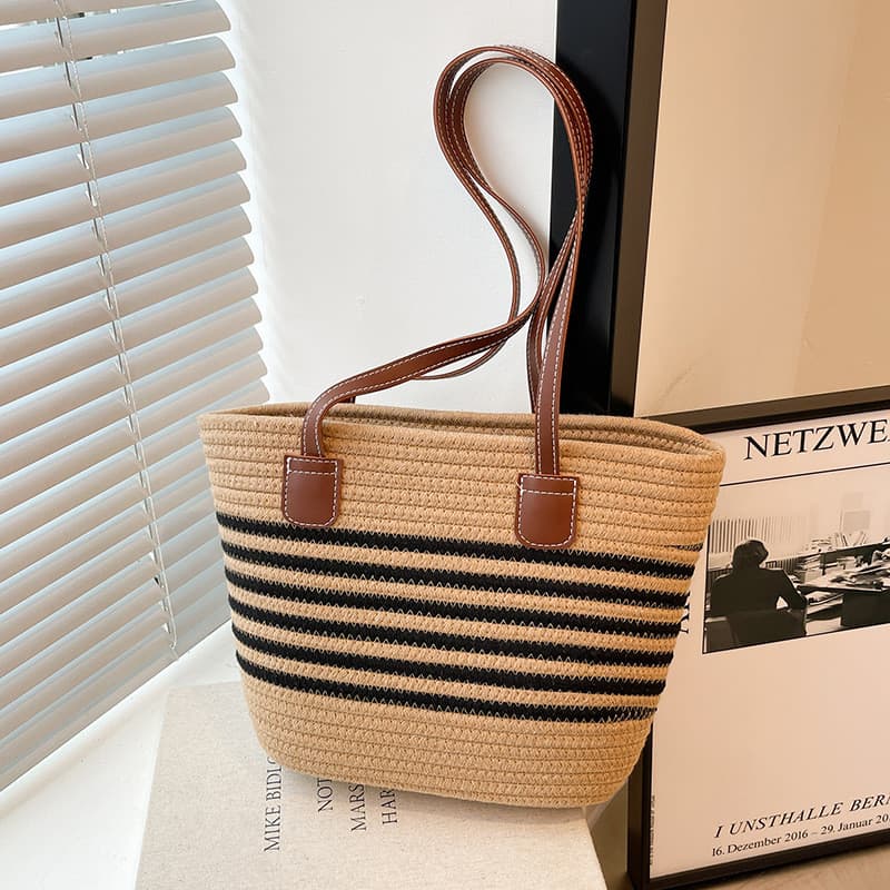 Bolsa de palha de grande capacidade feminina 2025 novo estilo saco na moda verão viagem praia saco tecido oco bolsa de o