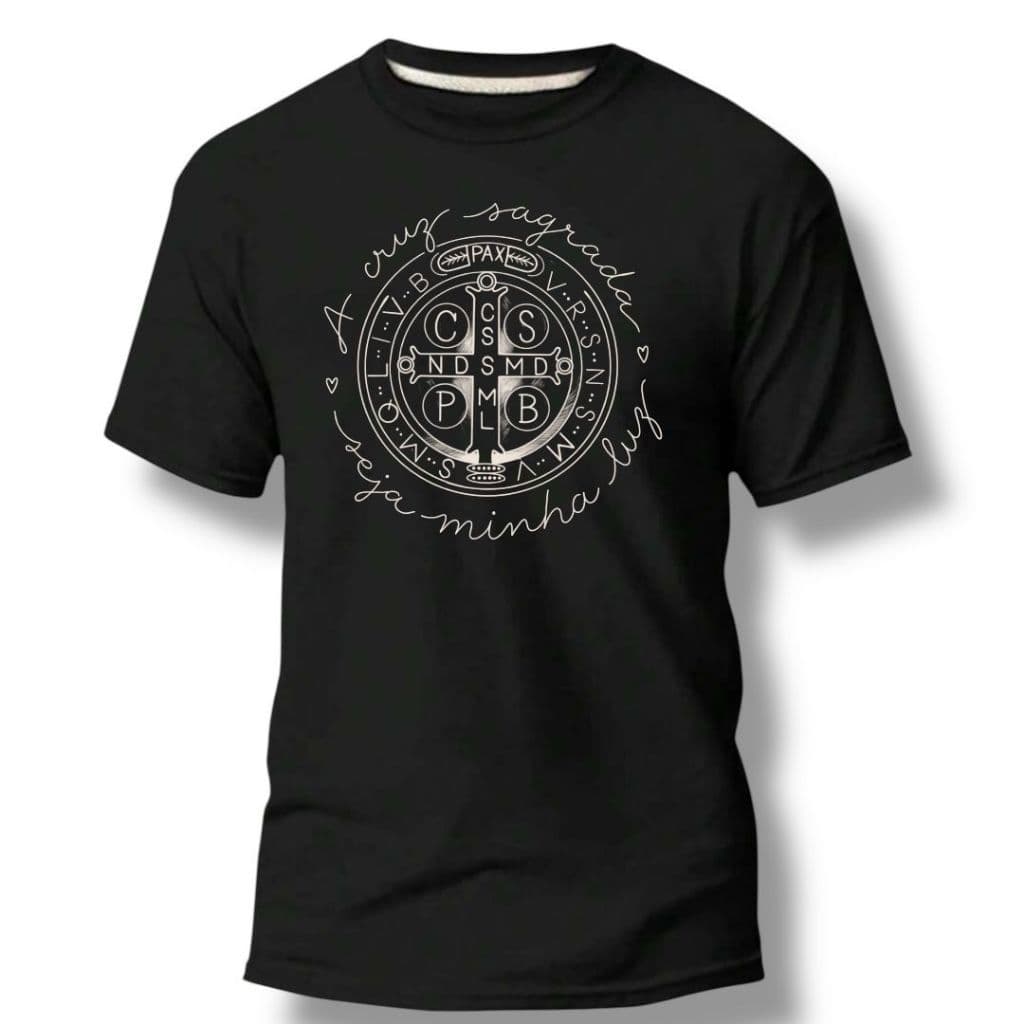 Camiseta de algodão com medalha de São Bento Católica