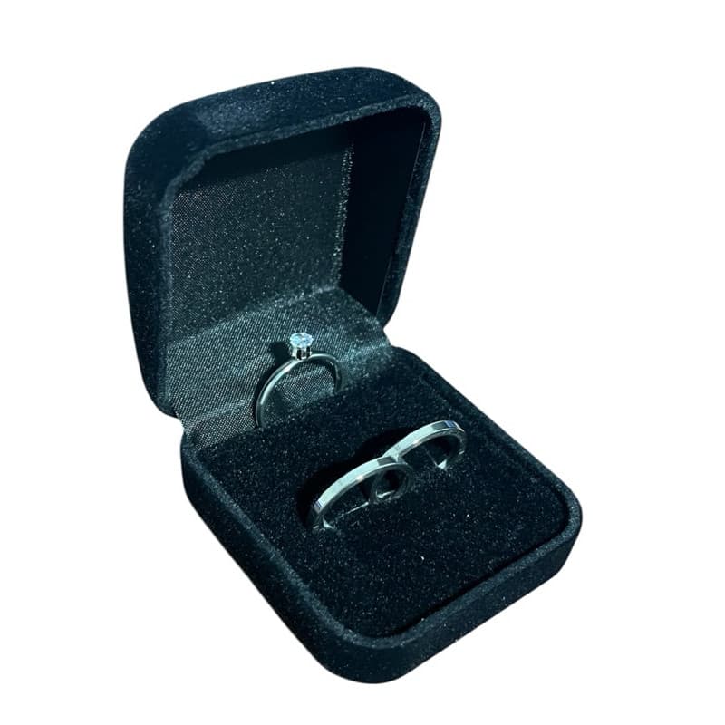 Alianças de Namoro Aço Inox Reta PRATEADA 4mm + Solitário + Caixinha
