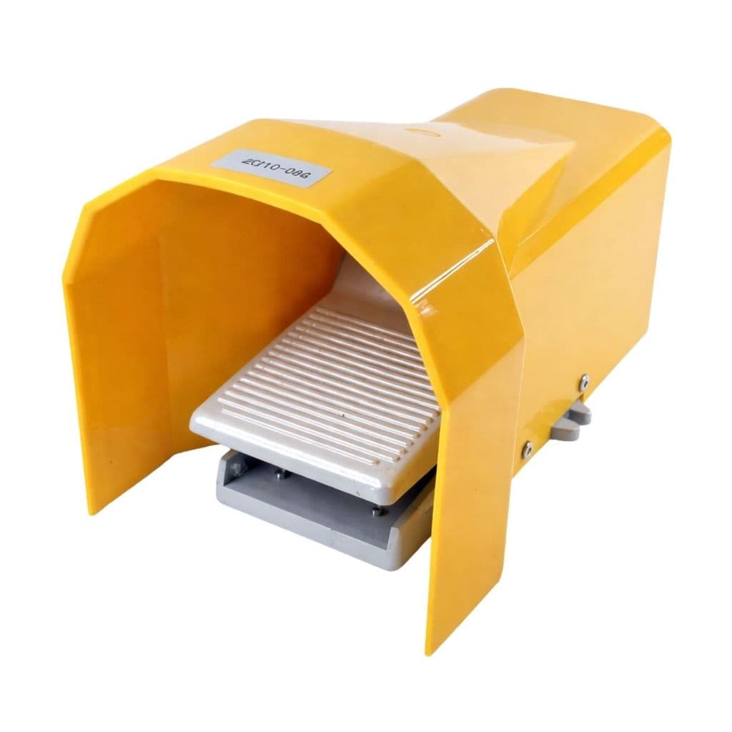 Valvula Pedal Pneumatico 5/2 Vias 1/4 Modelo Trava C/ Proteção - PN VP 4F210-08LG