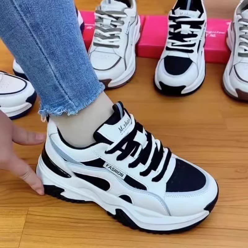 Sapatos femininos de sola grossa sapatos papai femininos aumentados 2025 novo estilo verão All-match Casual mais magro o
