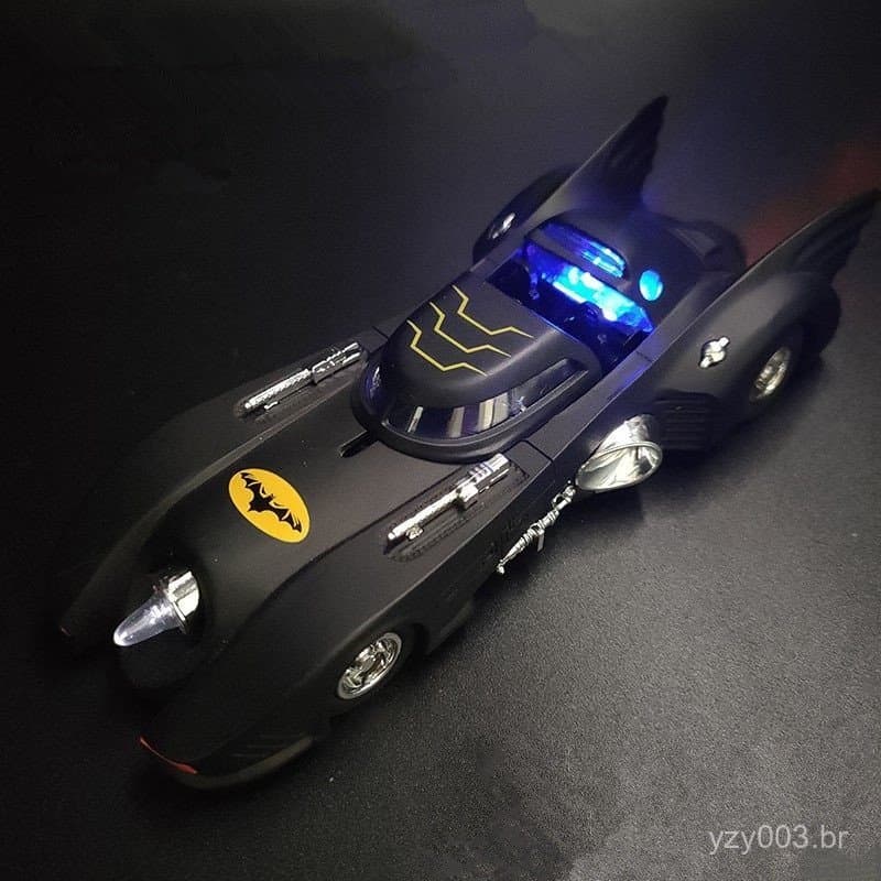Carro de Filme Clássico Batmóvel Liga Modelo de Metal Fundido Coleção com Simulação de Som e Luz Brinquedos para Criança