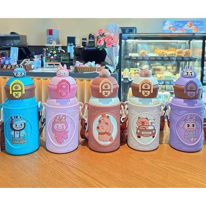 Garrafa Térmica Aço Inox Estampa Capivara Escolar Infantil com Canudo E Trava 500ml
