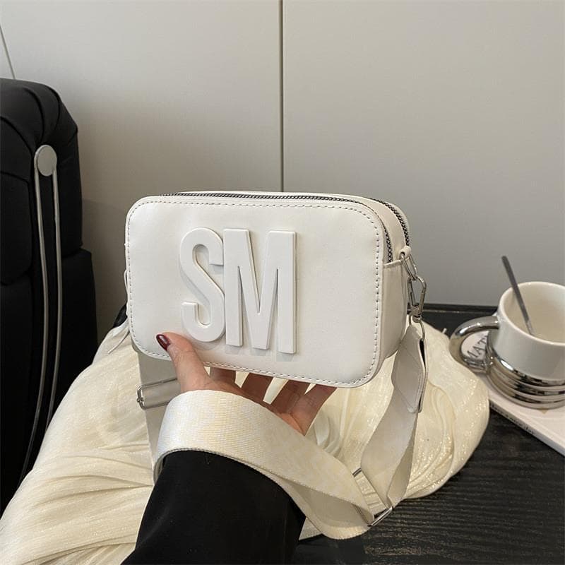 Casual all-Match na moda 2024 senhoras de um ombro mensageiro alça de ombro larga pequena bolsa quadrada elegante all-Ma